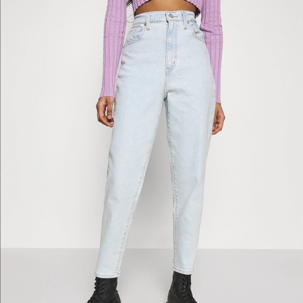 SALE! ⭐️ Levi’s High Waisted tapered leg jean light vintage - Picture 3 of 13